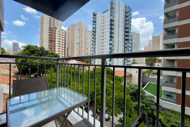 Apê em Perdizes 4° andar com A/C próx. ao Allianz.