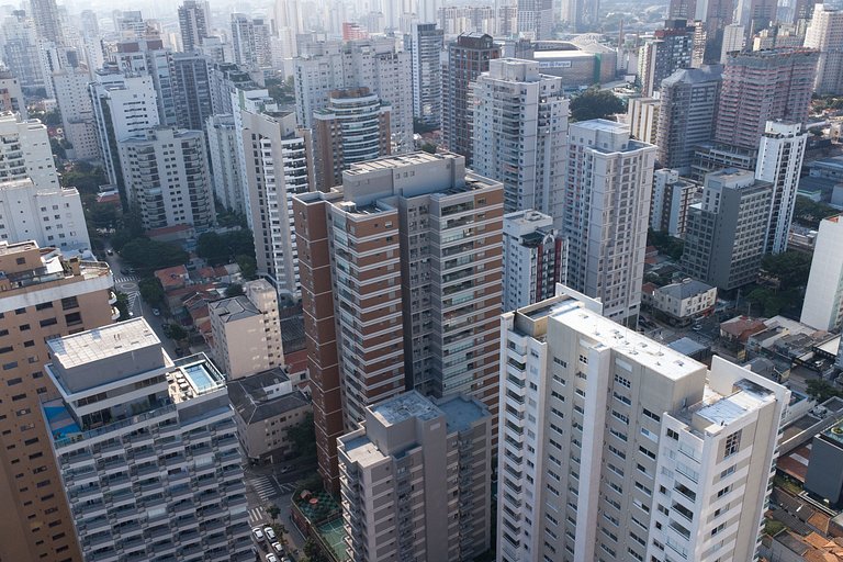 [GA 96] Apê com AR próx. Allianz e Hosp. Einstein