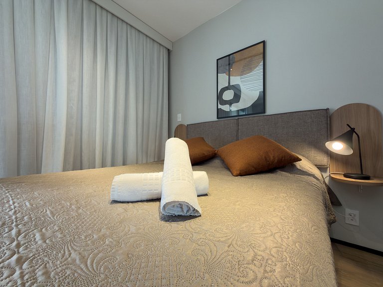 [GA 63] Apê com AR próx. Allianz e Hosp. Einstein