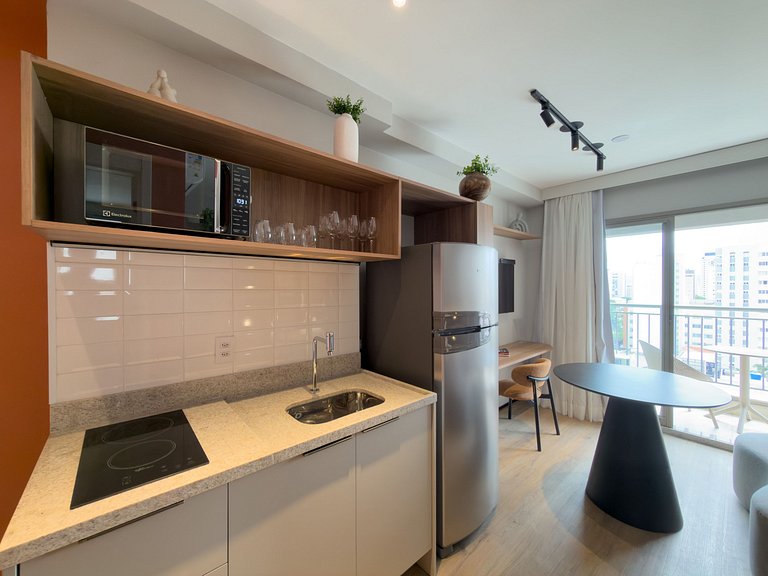 [GA 63] Apê com AR próx. Allianz e Hosp. Einstein