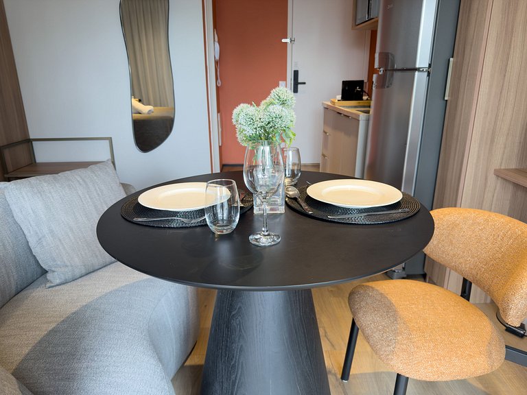 [GA 63] Apê com AR próx. Allianz e Hosp. Einstein